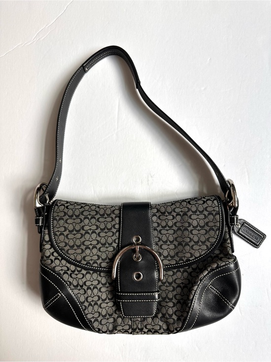 Coach Handbags - Coach Vintage Y2K Soho Gray and Black Signature Shoulder Bag